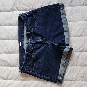 Women's 10 Old Navy dark-eash, cuffed denim shorts